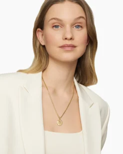 Leo Amulet 18K Yellow Gold with Diamonds, 19mm