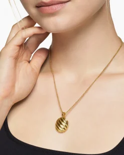 Sculpted Cable Locket 18K Yellow Gold, 24mm